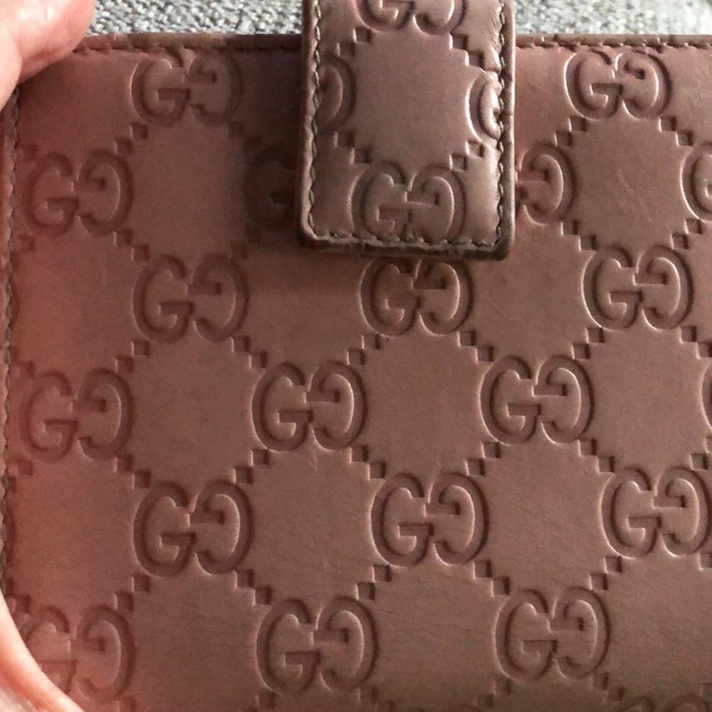 Authentic Gucci Tri-fold wallet - Picture 12 of 12